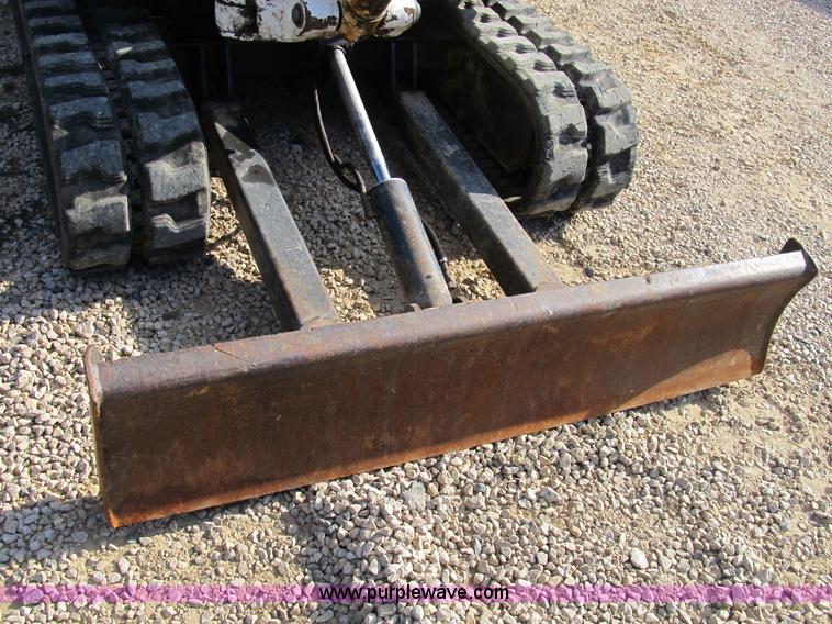 image for item B2788 1997 Bobcat 331 compact excavator