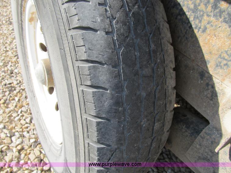 image for item B2789 2004 Stillwater 20' flatbed equipment trailer