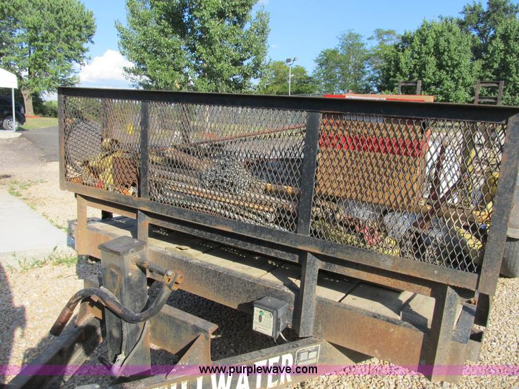 image for item B2789 2004 Stillwater 20' flatbed equipment trailer