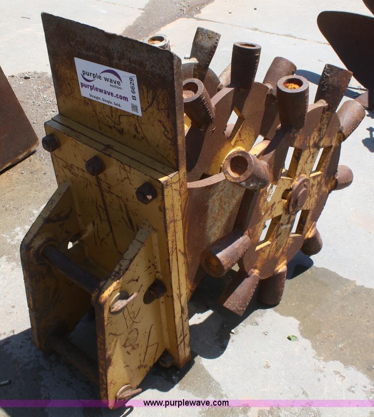 image for item B6629 Compactor wheel
