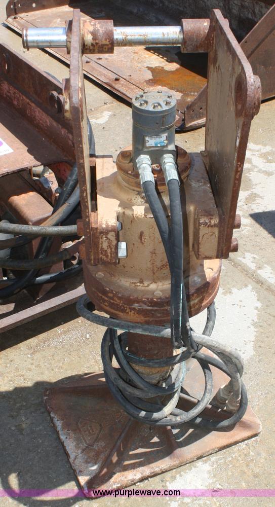 Vibratory compactor backhoe attachment in Olathe, KS Item B6630 sold