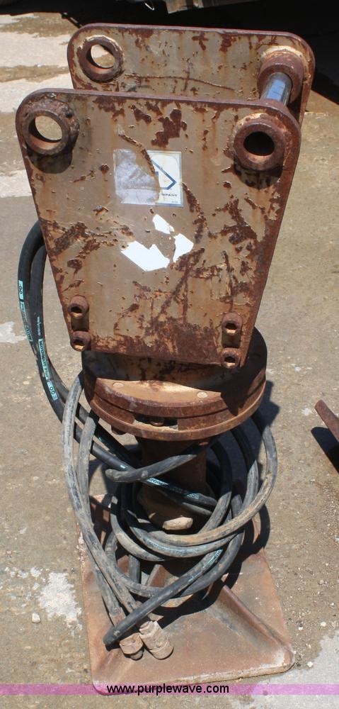 image for item B6630 Vibratory compactor backhoe attachment