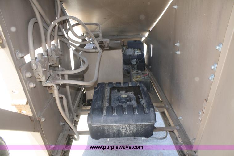 image for item B6643 Trom 406HM screen