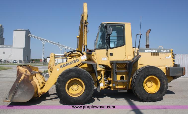 image for item B6811 2000 Komatsu WA320-3MC wheel loader