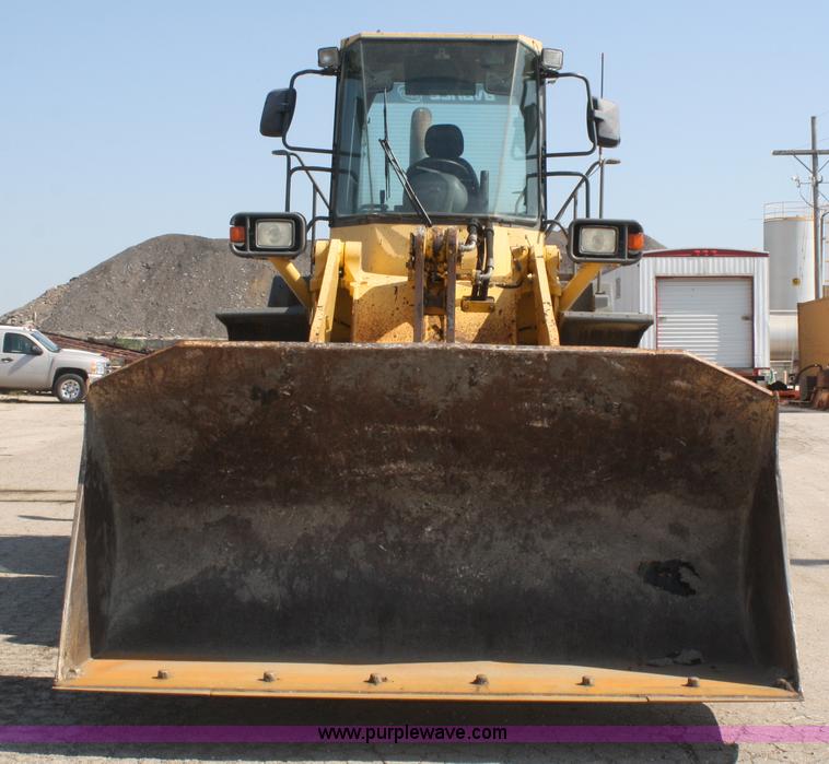 image for item B6811 2000 Komatsu WA320-3MC wheel loader