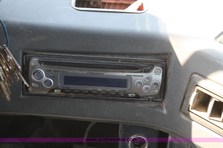 image for item B6811 2000 Komatsu WA320-3MC wheel loader