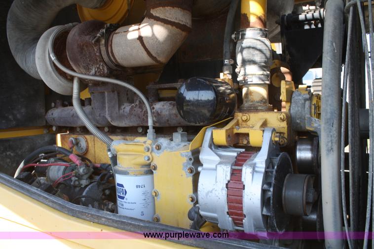 image for item B6811 2000 Komatsu WA320-3MC wheel loader