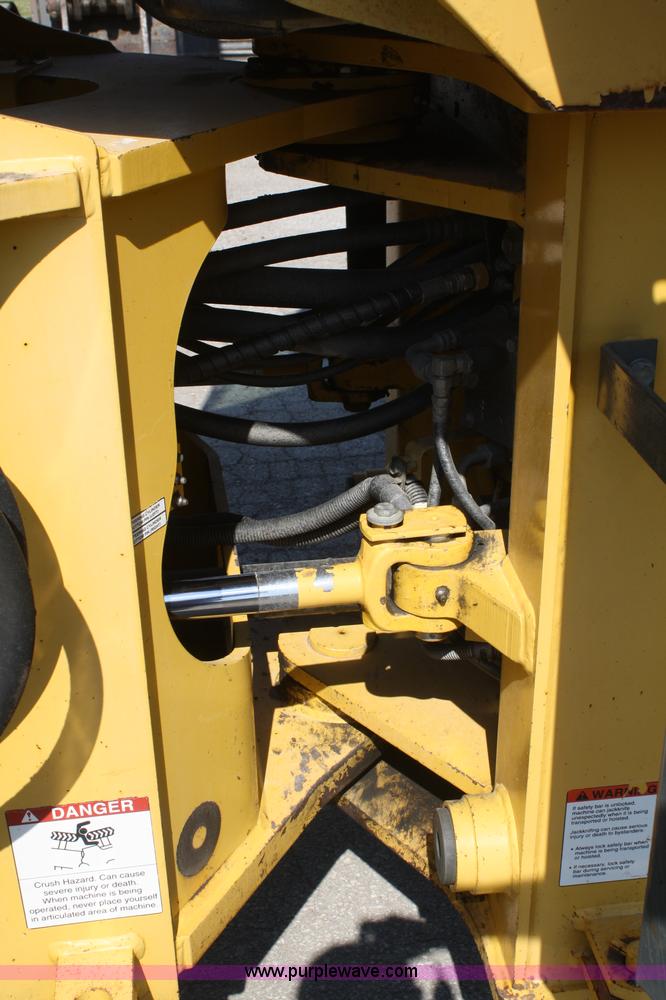 image for item B6811 2000 Komatsu WA320-3MC wheel loader