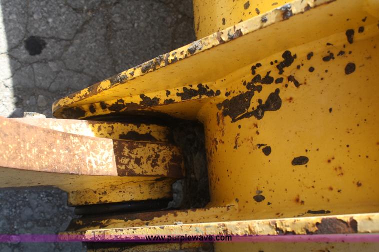 image for item B6811 2000 Komatsu WA320-3MC wheel loader