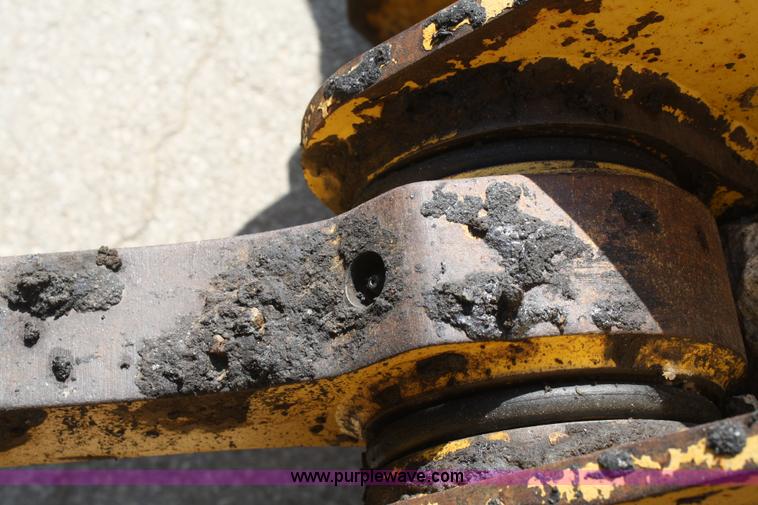 image for item B6811 2000 Komatsu WA320-3MC wheel loader