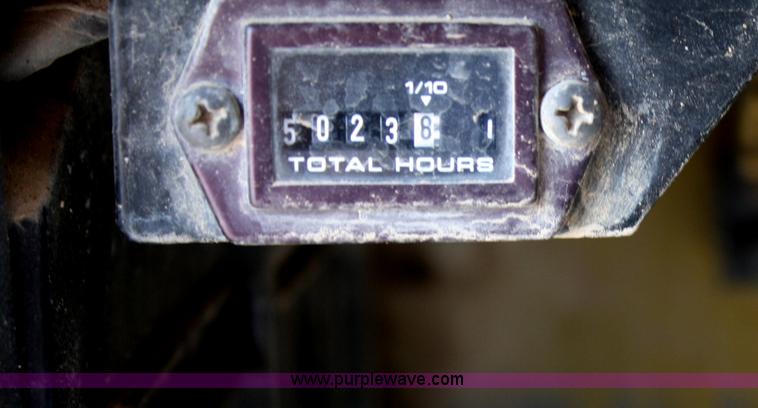 image for item B6822 1994 Ford F700 dump truck