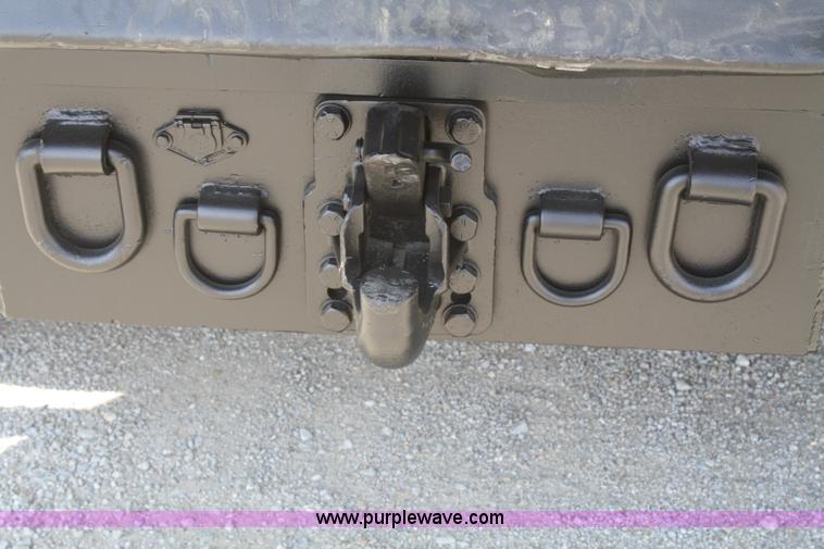 image for item B6822 1994 Ford F700 dump truck