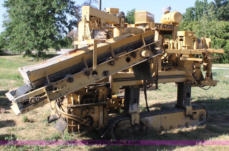image for item B6833 Gomaco GT6200 curb machine