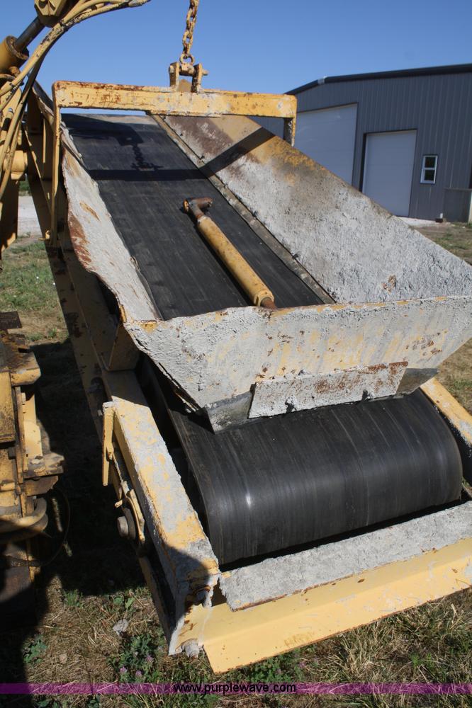 image for item B6833 Gomaco GT6200 curb machine