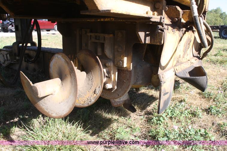 image for item B6833 Gomaco GT6200 curb machine