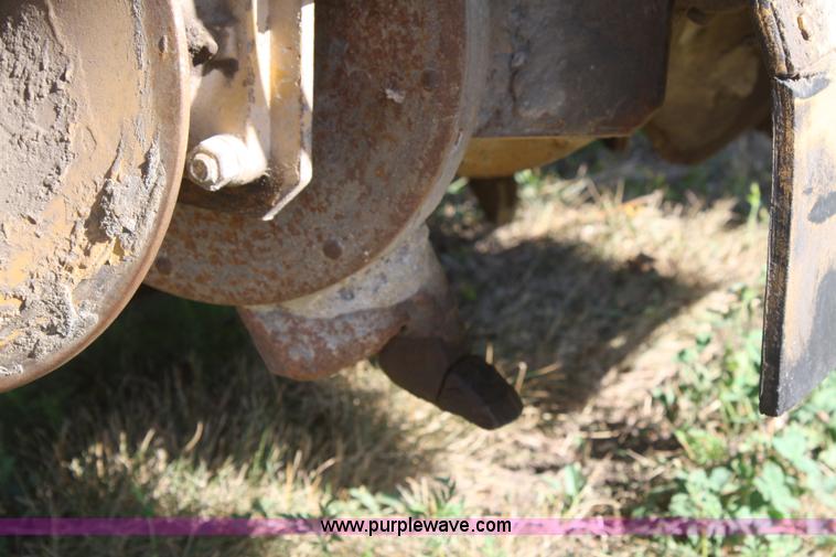 image for item B6833 Gomaco GT6200 curb machine