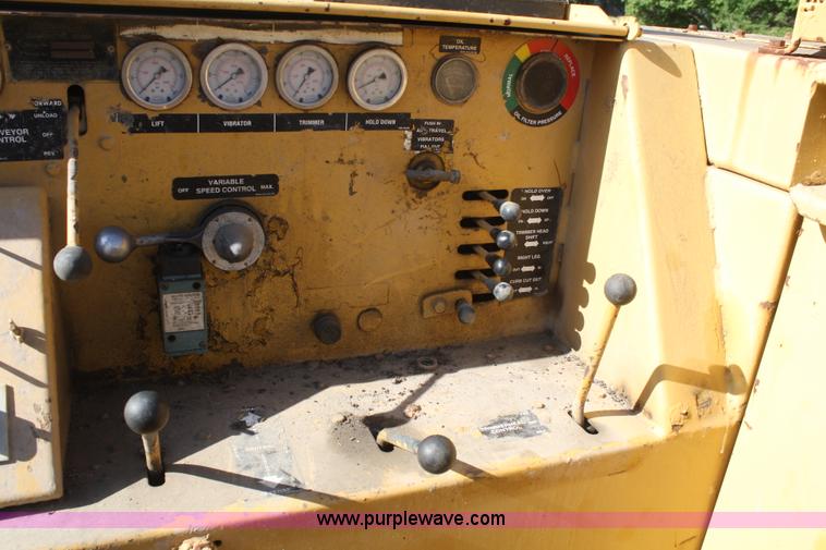 image for item B6833 Gomaco GT6200 curb machine