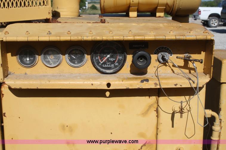 image for item B6833 Gomaco GT6200 curb machine