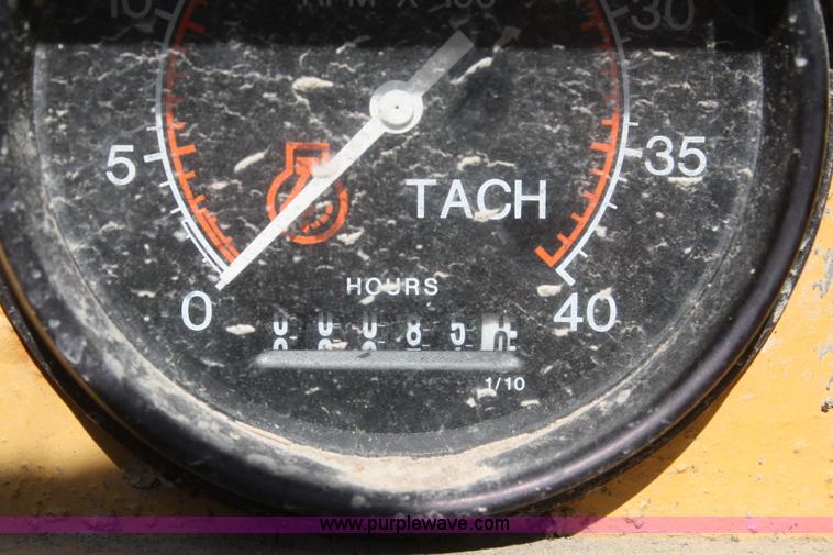 image for item B6833 Gomaco GT6200 curb machine