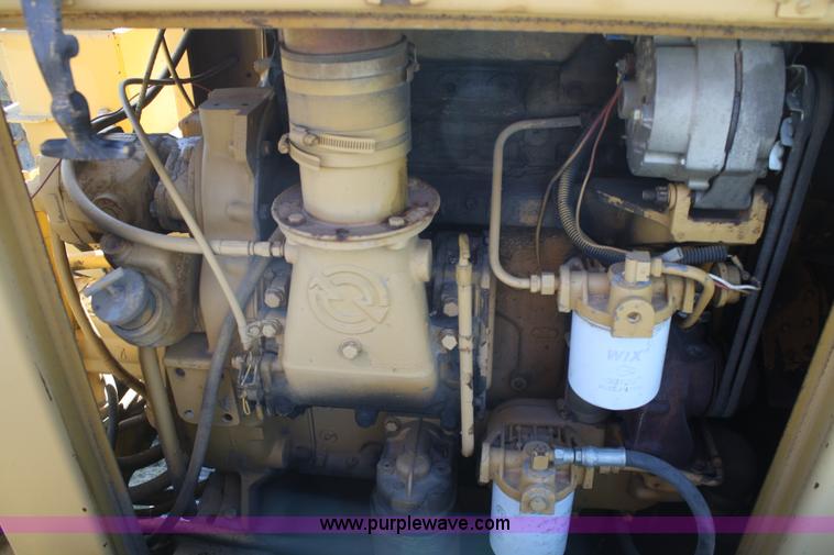 image for item B6833 Gomaco GT6200 curb machine