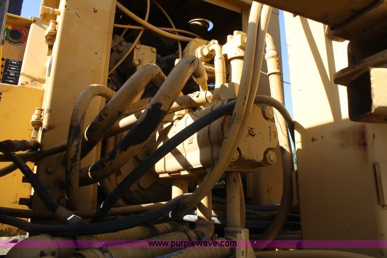 image for item B6833 Gomaco GT6200 curb machine