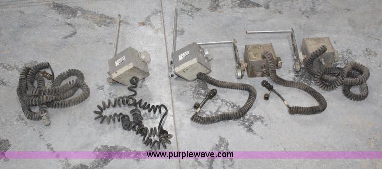 image for item B6833 Gomaco GT6200 curb machine