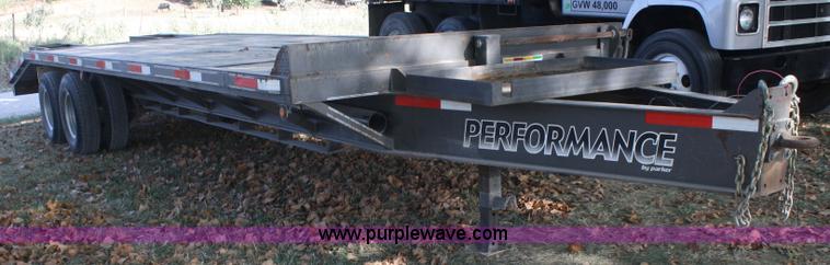 image for item B6850 2006 Performance tandem axle trailer
