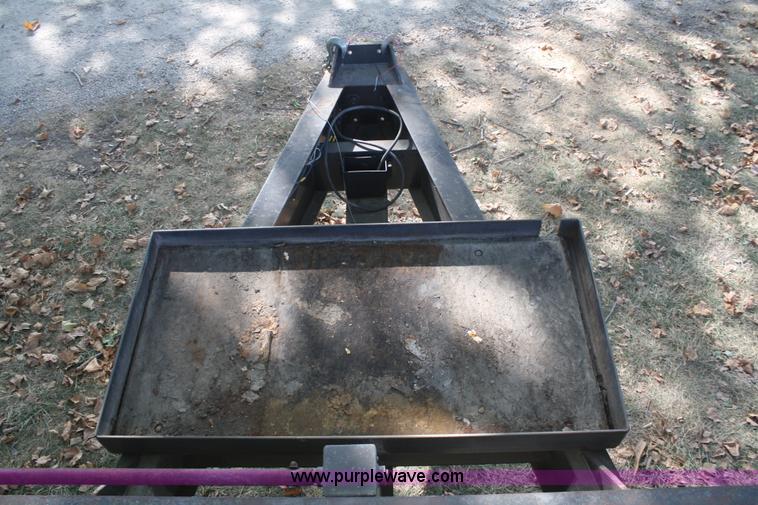 image for item B6850 2006 Performance tandem axle trailer