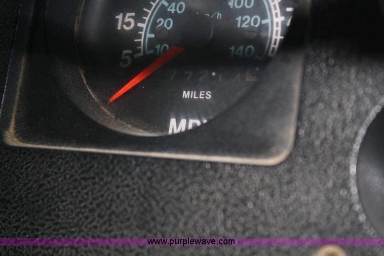 image for item B6851 1989 International 2375 dump truck