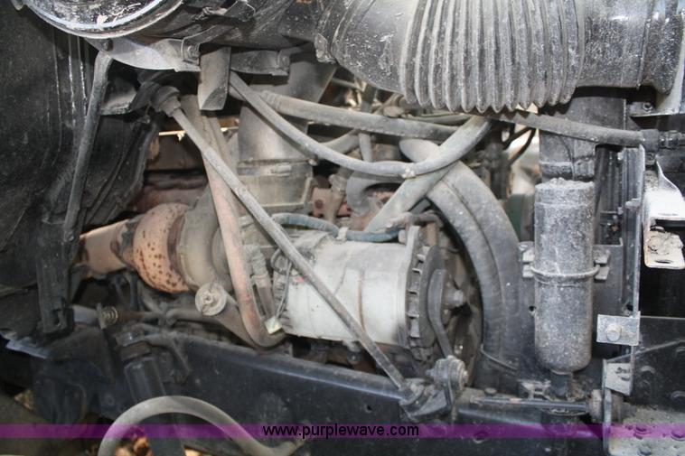 image for item B6851 1989 International 2375 dump truck