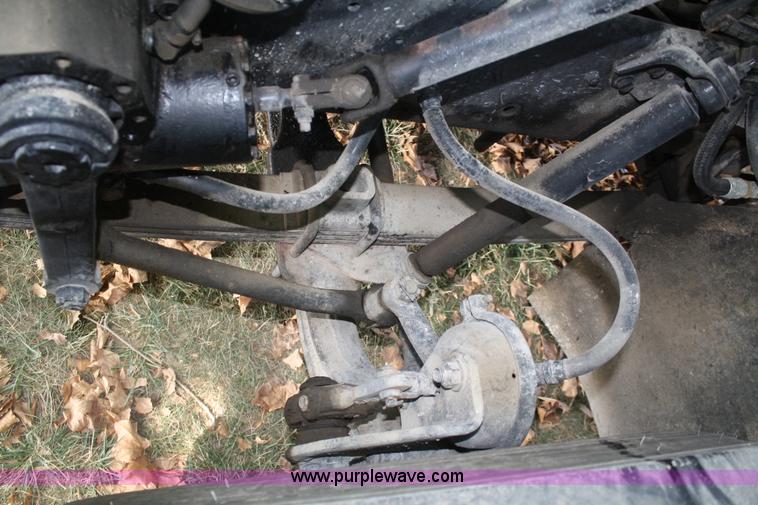 image for item B6851 1989 International 2375 dump truck