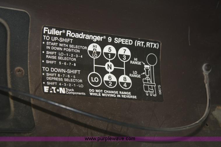 image for item B6851 1989 International 2375 dump truck