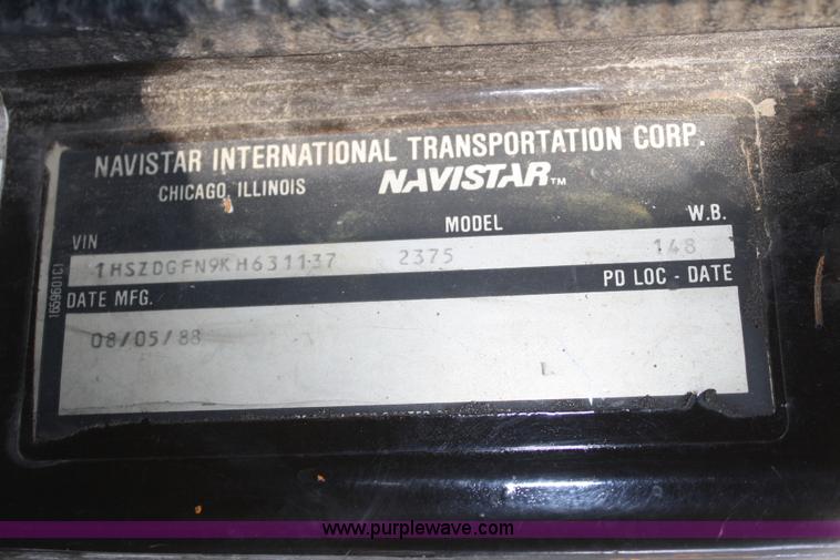 image for item B6851 1989 International 2375 dump truck