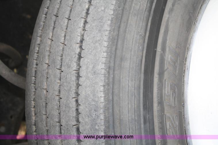 image for item B6851 1989 International 2375 dump truck