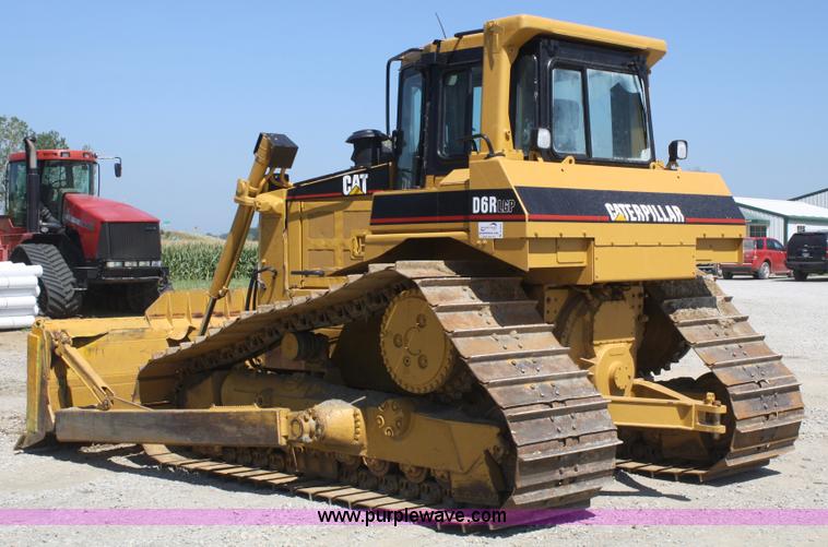 image for item B6854 1999 Caterpillar D6R LGP dozer