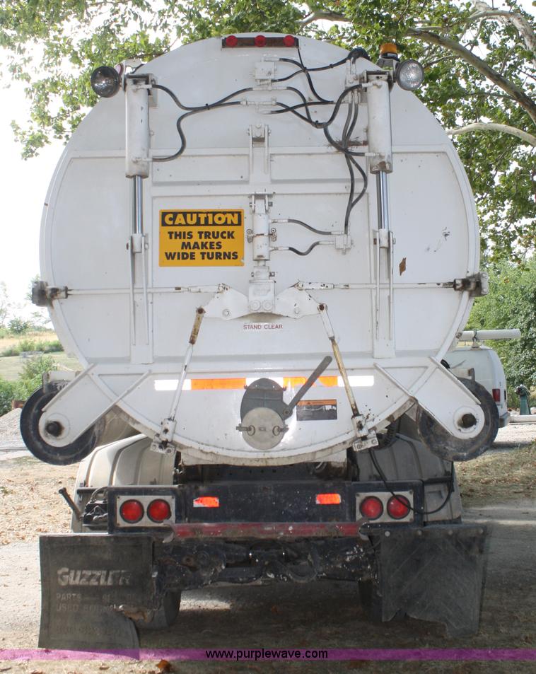 image for item B6855 1995 Ford L9000 Hi-Rail vacuum truck