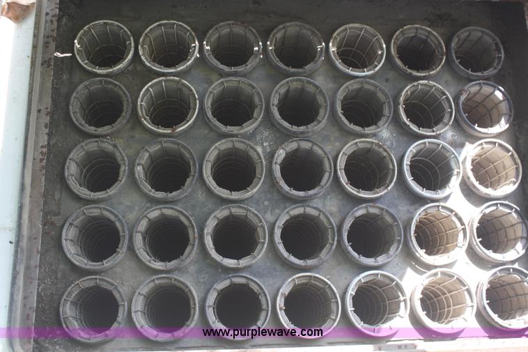 image for item B6855 1995 Ford L9000 Hi-Rail vacuum truck