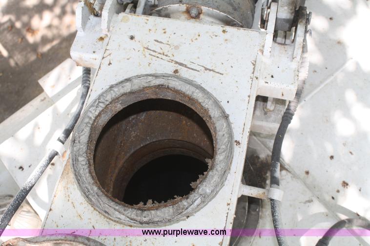 image for item B6855 1995 Ford L9000 Hi-Rail vacuum truck