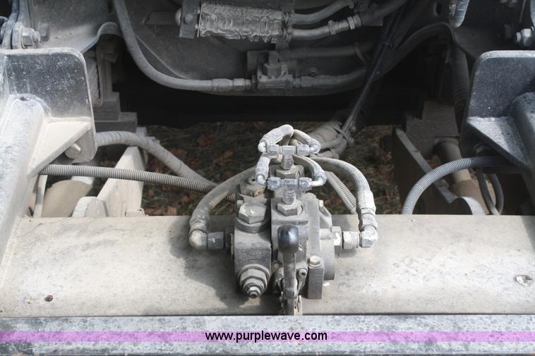 image for item B6855 1995 Ford L9000 Hi-Rail vacuum truck