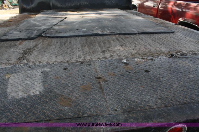 image for item B6859 1994 Chevrolet 3500 HD flatbed pickup truck