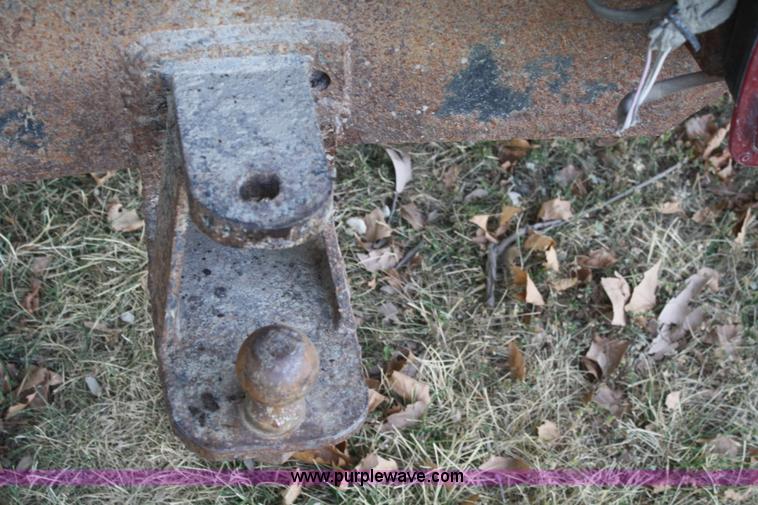 image for item B6859 1994 Chevrolet 3500 HD flatbed pickup truck