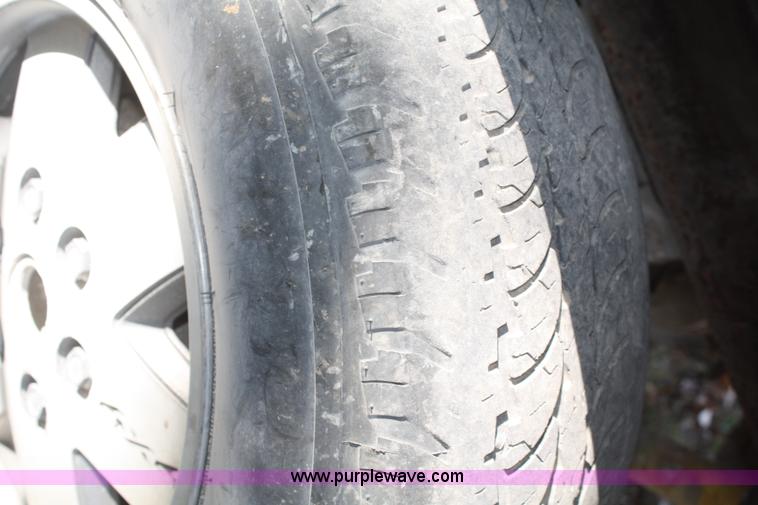 image for item B6860 1990 Chevrolet Silverado 1500 pickup truck