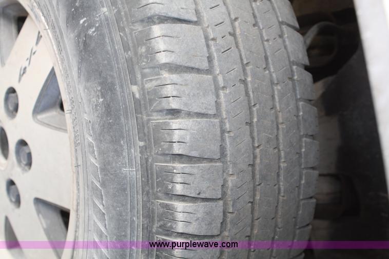 image for item B6860 1990 Chevrolet Silverado 1500 pickup truck