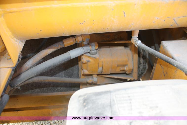 image for item B6861 Rosco Vibrastat III roller