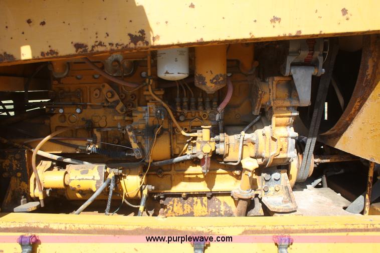 image for item B6862 1978 Champion 715 motor grader