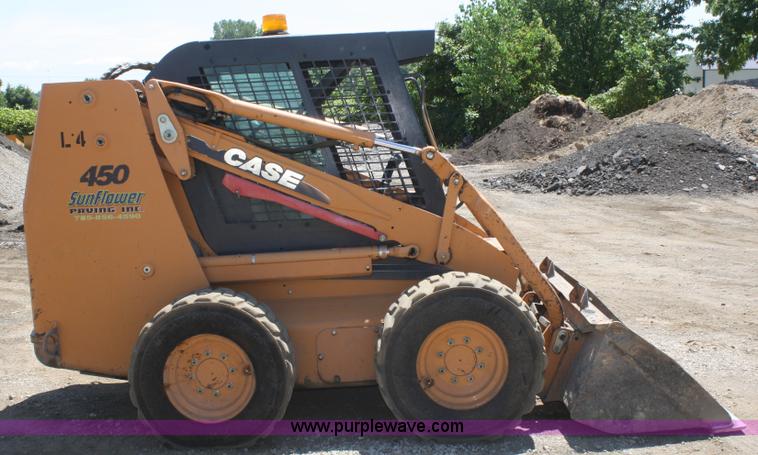 image for item B6863 2006 Case 450 skid steer