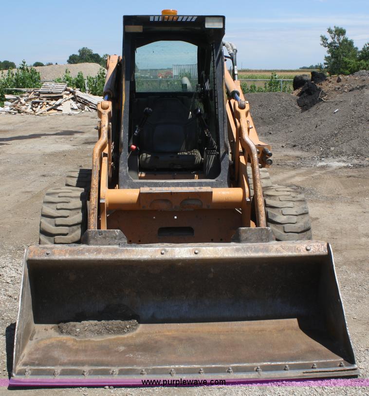 image for item B6863 2006 Case 450 skid steer