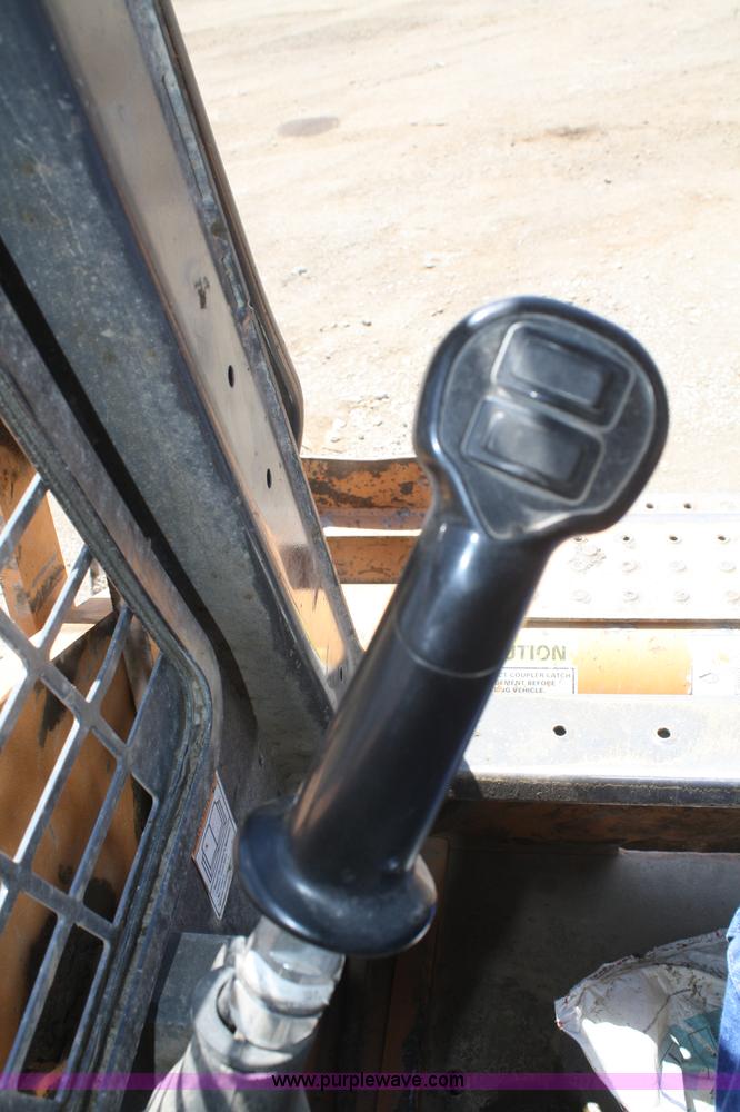 image for item B6863 2006 Case 450 skid steer