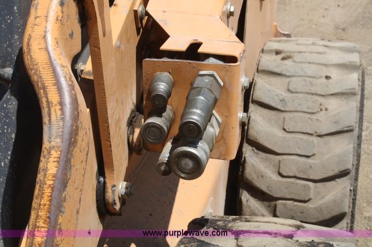 image for item B6863 2006 Case 450 skid steer
