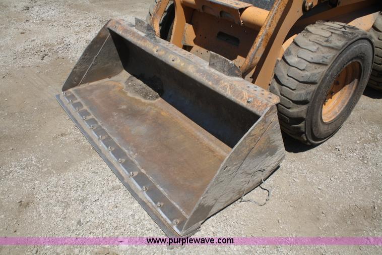 image for item B6863 2006 Case 450 skid steer